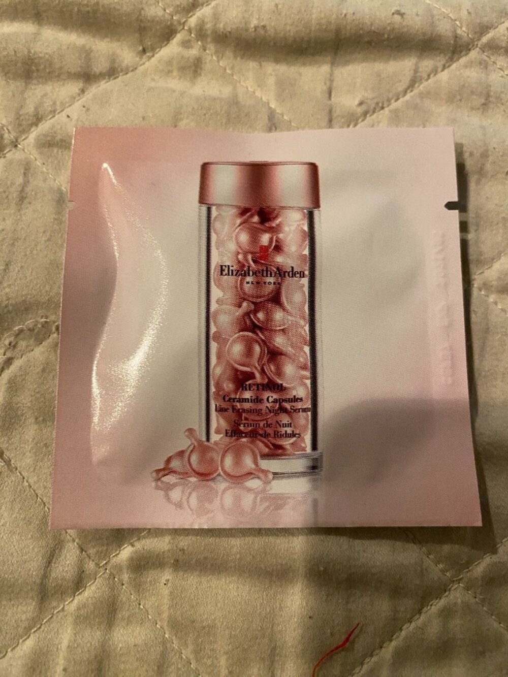 Elizabeth Arden- Retinol- Ceramide Capsules- SAMPLE SIZE-NEW! UNUSED!